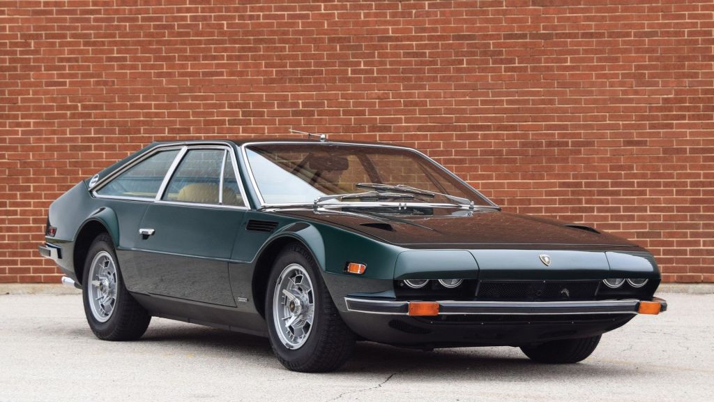Experience the Luxury: Owning a Lamborghini Jarama