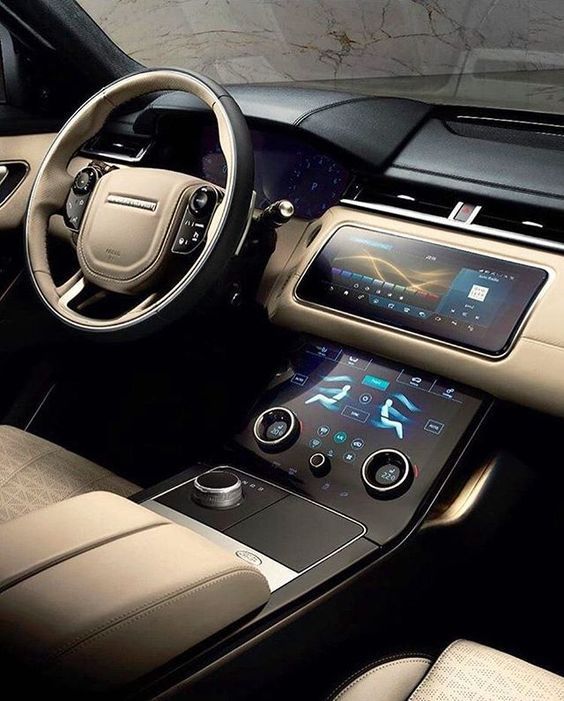 Range Rover Velar interior