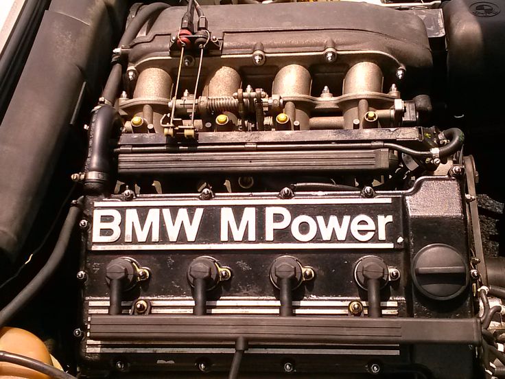 BMW S14 Engine
